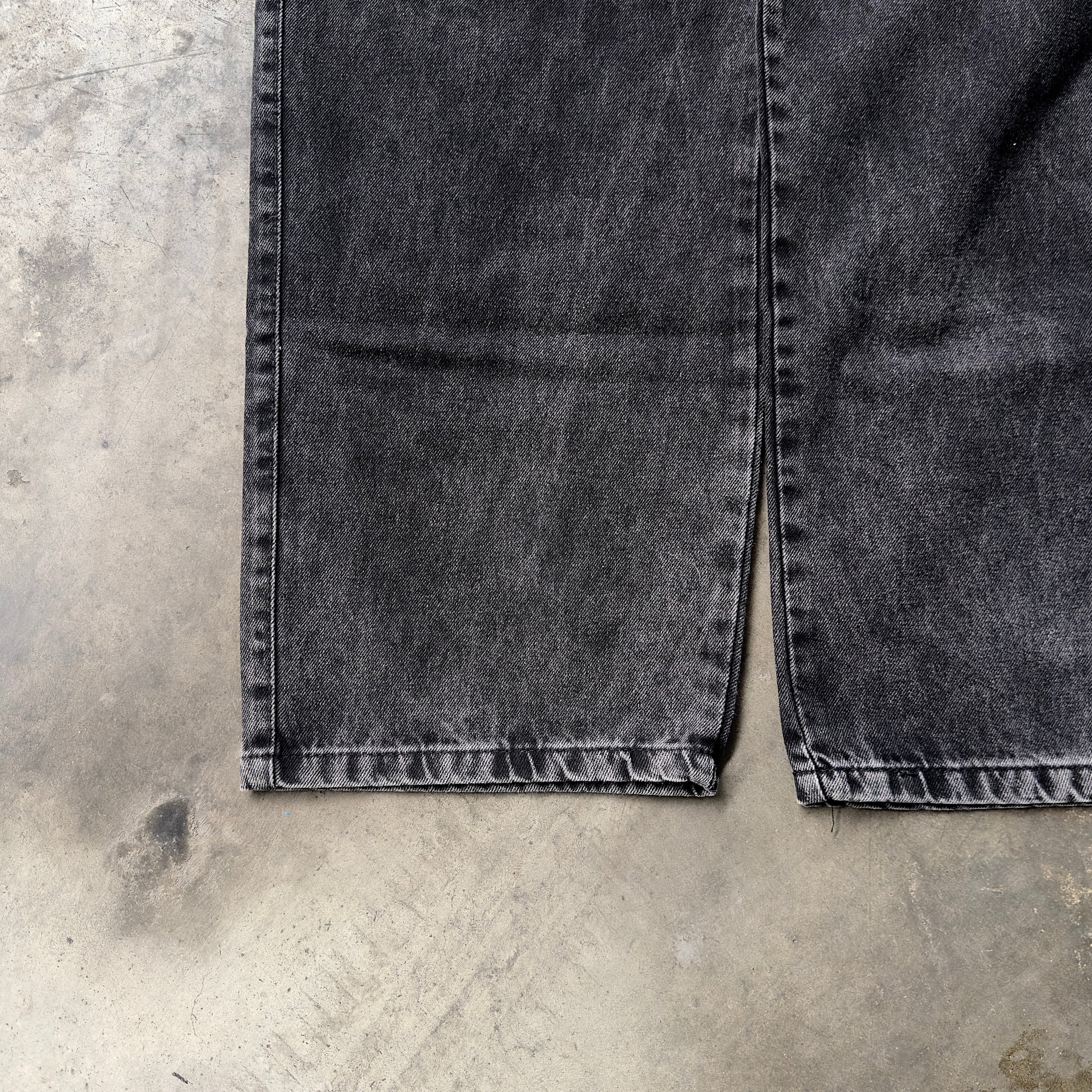 CALÇA BAGGY JEANS PRETA ESTONADA