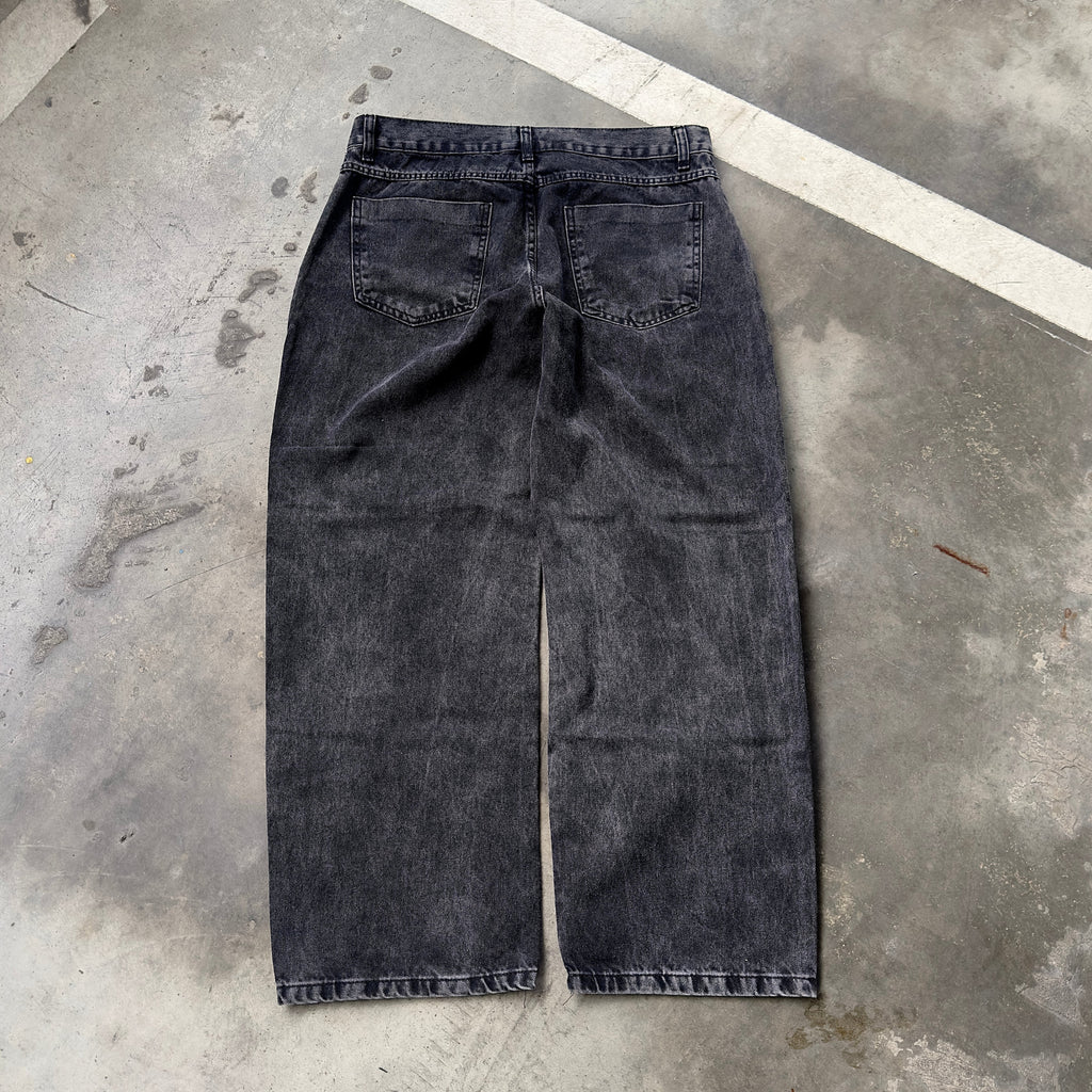 CALÇA BAGGY JEANS PRETA ESTONADA